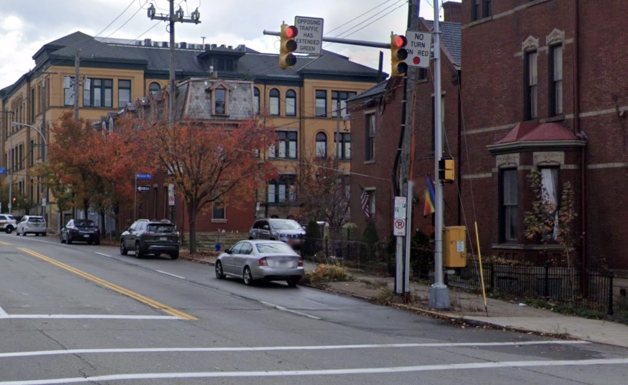 Street View where E North Ave